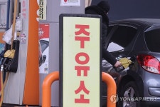 주유소 기름값 3주 연속 하락…다음주도 약세 이어질듯