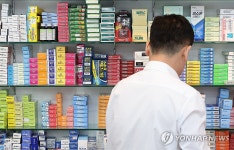 건보 약품비 年 26조2천억, 8년새 86%↑…당국 비용관리 비상