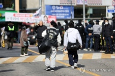 둘로 나뉜 캠퍼스