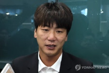 인터뷰 하는 김광현