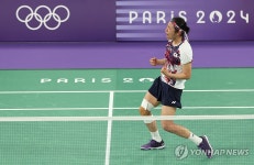 배드민턴 안세영, 전영오픈 2연승 순항…8강 상대는 천위페이