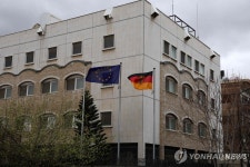 독일, 13년만에 시리아 대사관 재가동…재건 지원할 것