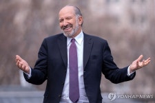 美 상무장관 테슬라 주식 사라…또 이해충돌 논란