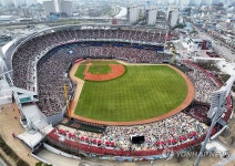프로야구 개막 시리즈 매진