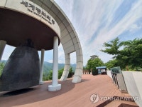 화천 평화의댐 가는길 검문받지 않고 자유롭게 통행한다