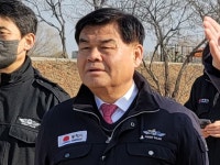 뇌물 수수 혐의 심규언 동해시장 첫 공판서 혐의 부인