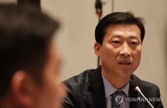 인사말 하는 김택수 선수촌장