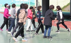 지역 어르신의 건강한 노후생활을 위한 재능기부