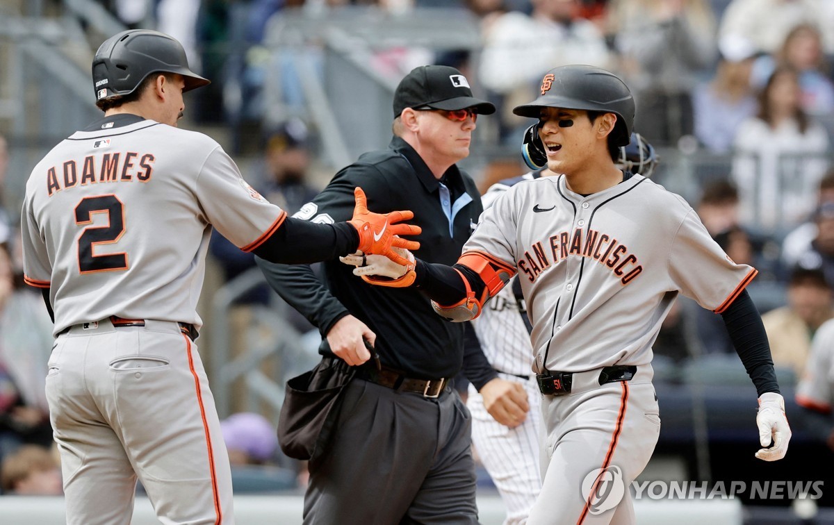 이정후, MLB 데뷔후 첫 멀티 홈런! 양키스 상대 MVP 선정!