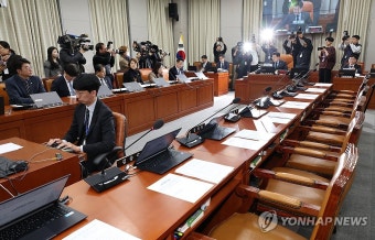 국회 운영위, 이완규·함상훈 지명 철회 촉구 결의안 가결