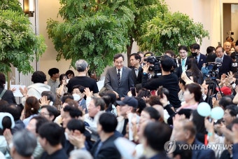개헌연대 국민대회 참석하는 이낙연 상임고문