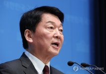 안철수 당선 가능한 후보를 전략적으로 선택해야