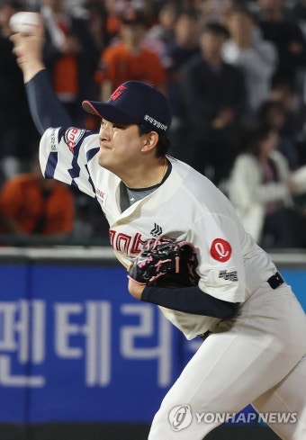 시즌 8세이브 김원중