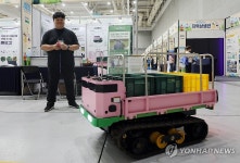 Y-팜 엑스포 참가한 더로보틱스