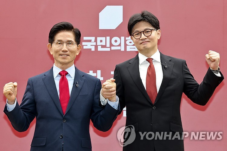 안철수, 김문수와 한동훈과 함께 전당대회 출마 제안