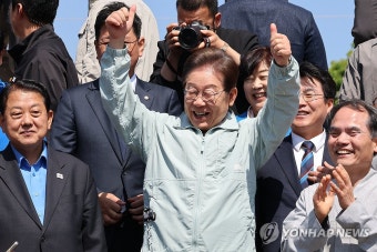 나흘째 '경청투어' 이어가는 이재명 후보