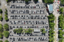 연휴 맞아 북적이는 서울대공원 주차장