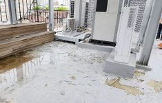 광주 행정복지센터 옥상서 방수 코팅 파편 떨어져 1명 경상