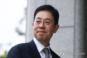 탄핵 심판 변론기일 출석하는 손준성 검사
