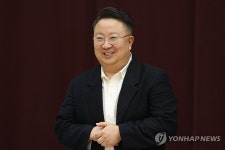인사말하는 김덕희 단장