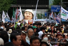 금남로에서 열린 5·18 전야제