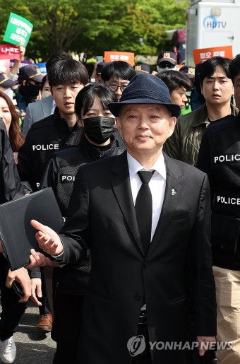 안창호 국가인권위원장, 5·18 광주민주화운동 45주년 기념식 참석 무산