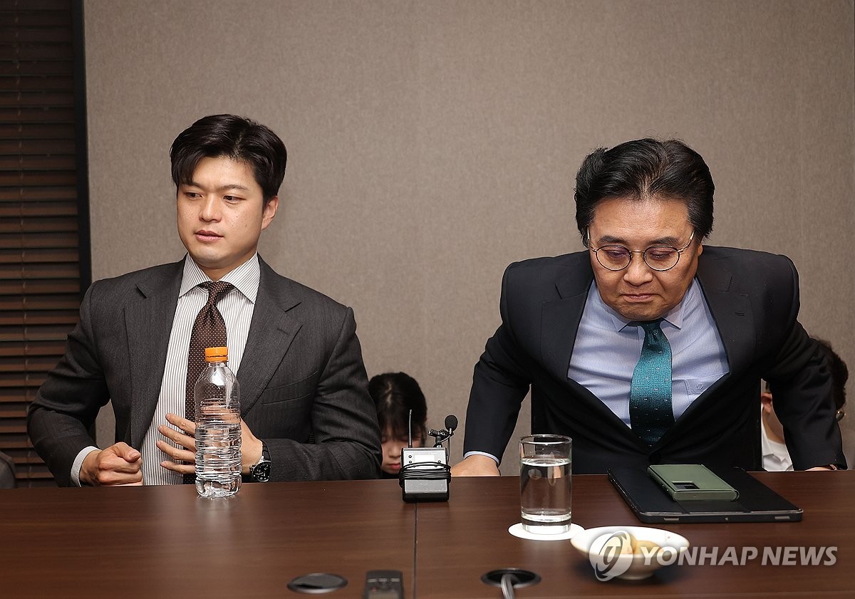 김용태-전병헌 회동, 이재명 저지와 제7공화국 개헌 협의 확대