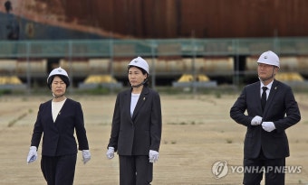 목포신항 찾은 김혜경 여사