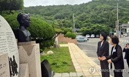 목포 공생원 찾은 김혜경 여사