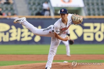 역투하는 두산선발 최민석