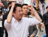 수원역 로데오거리 찾은 이준석 후보