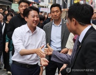 수원역 로데오거리 찾은 이준석 후보