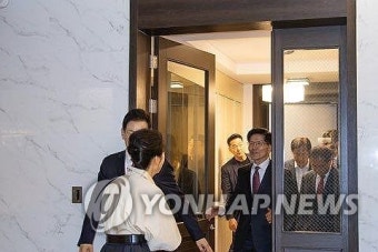김문수 후보, 박근혜 전 대통령 예방
