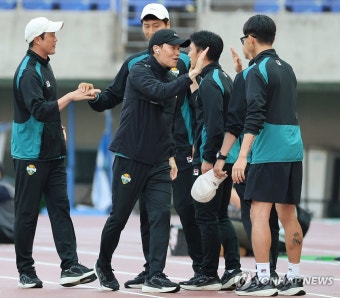 이상헌, 강원FC와 FC서울과의 1-1 비겼지만 팀을 위한 첫 골로 주목 받아 - 정경호 감독 미래에 대한 큰 기대