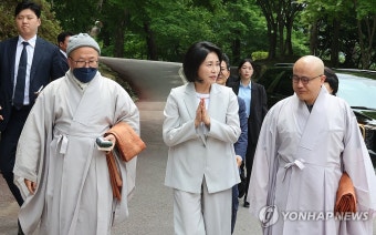 해인사 방문한 김혜경 여사