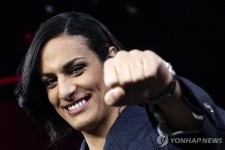 월드 복싱, 성별 논란 칼리프 지목해 검사 언급한 것에 사과