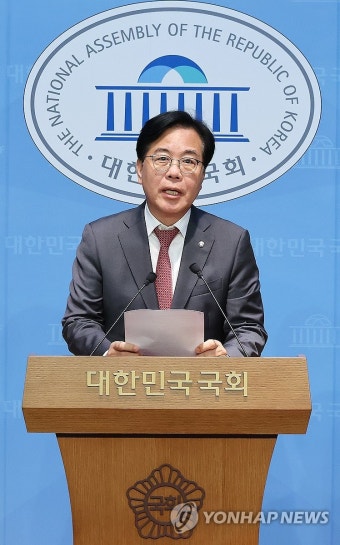 원내대표 출마 선언하는 송언석 의원
