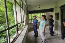 폐가체험 안돼요 경찰, 충남방적·충일여고 합동점검