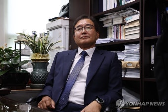 인터뷰하는 이명현 순직해병 특검