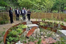 금송산림조경(주) 황일섭 | 임상섭 산림청장, 대한민국 정원산업박람회 참석