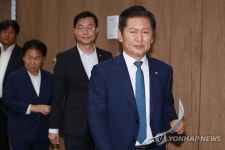 李정부 여당 당권 향배는…정청래 출사표·박찬대 의견수렴 중