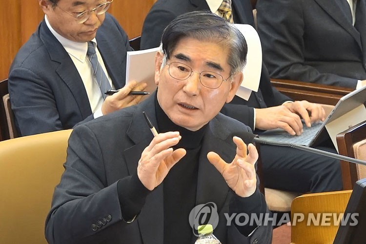 김용현 전 장관 직권 보석 항고 기각, 구속 만료 전까지 유지