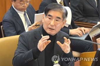 김용현 전 장관 직권 보석 항고 기각, 구속 만료 전까지 유지