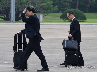 위성락 안보실장·하준경 경제성장 수석, 이 대통령 수행 출국