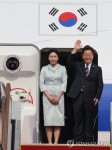이재명 대통령 부부, '첫 순방' G7 정상회의 참석차 출국