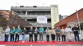 관광객 급증 정선 고한읍 주차타워 준공…만성주차난 해소