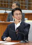 생각에 잠긴 김민석 국무총리 후보자