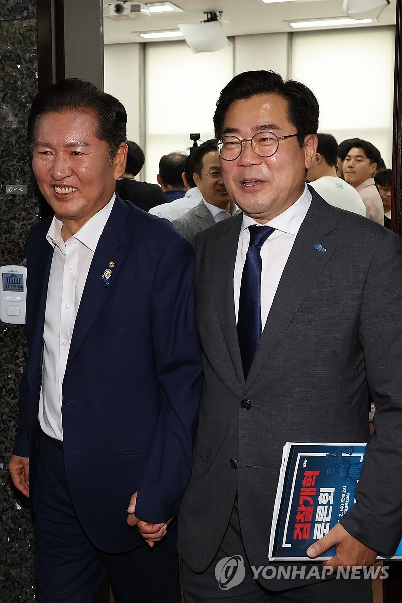 더불어민주당 차기 당대표 선거, 정청래 vs 박찬대 2파전 확정