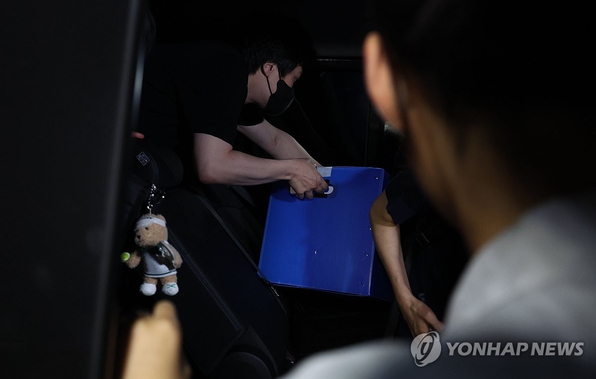 김건희 특검팀, 박성재 전 장관과 김건희 여사 텔레그램 대화 확보 위한 압수수색 진행 중