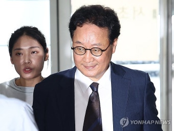 '尹 격노' 회의 참석한 왕윤종 전 비서관, 해병특검 출석 조사
